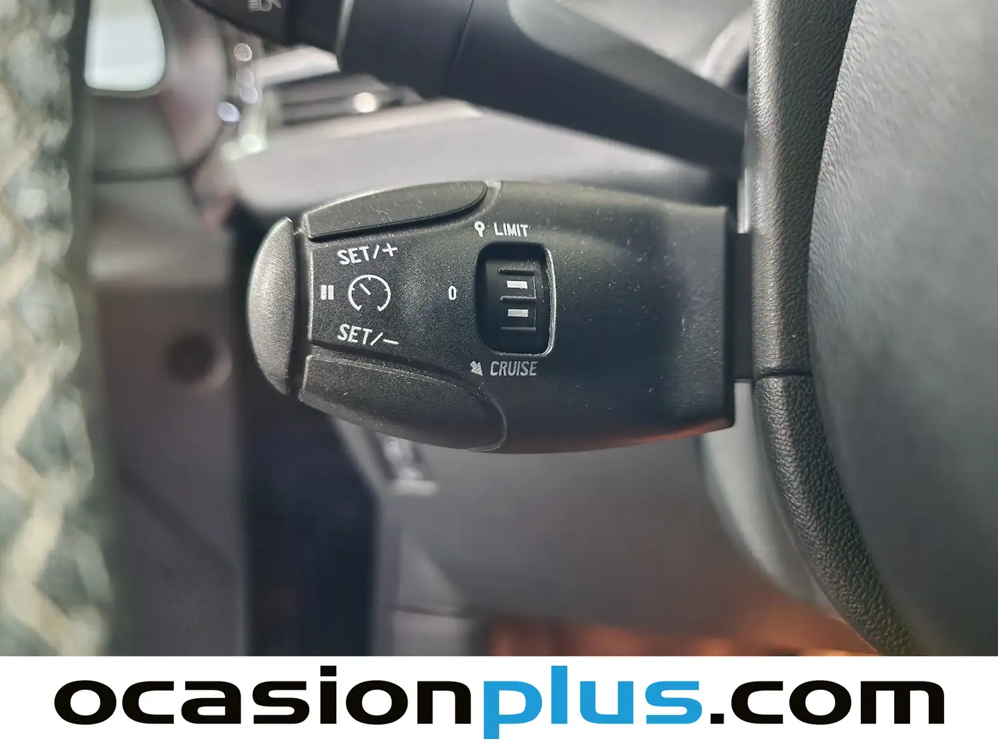 Foto Peugeot 2008 Peugeot 2008 PureTech 130 S&S Allure (130 CV)