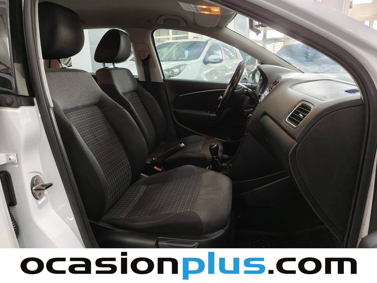 Foto Volkswagen Polo Volkswagen Polo Advance 1.0 (75 CV)