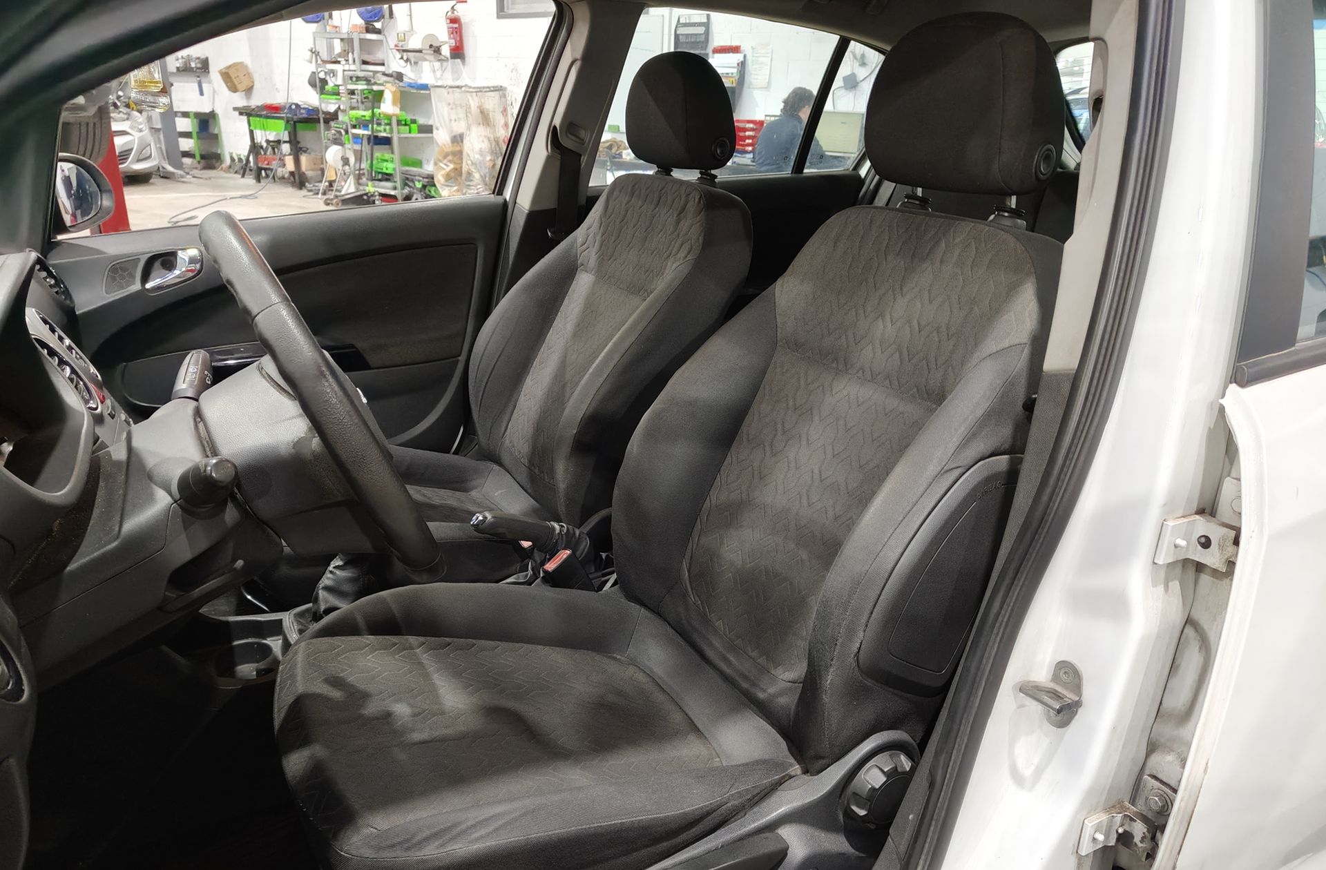 Opel Corsa 1.3 ecoFLEX Selective - foto 8