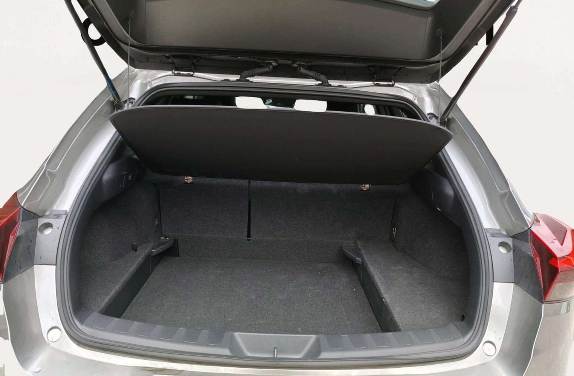 Lexus UX 250h Premium - foto 19