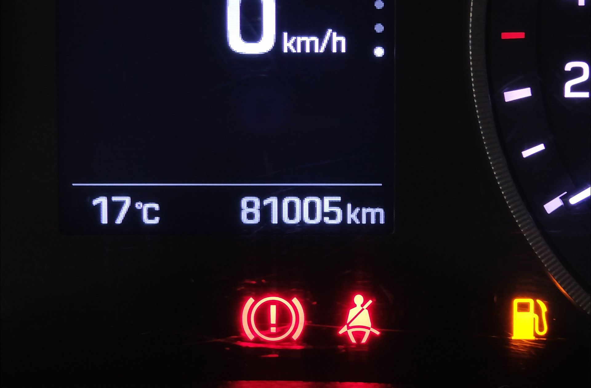 Hyundai Tucson 1.6 GDI BlueDrive Essence 4x2 - foto 8