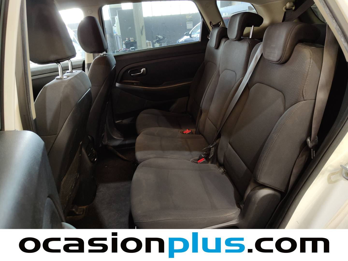 Foto asientos traseros KIA Carens KIA Carens 1.7 CRDi VGT Concept Eco-Dynam (115 CV) 7 Plazas