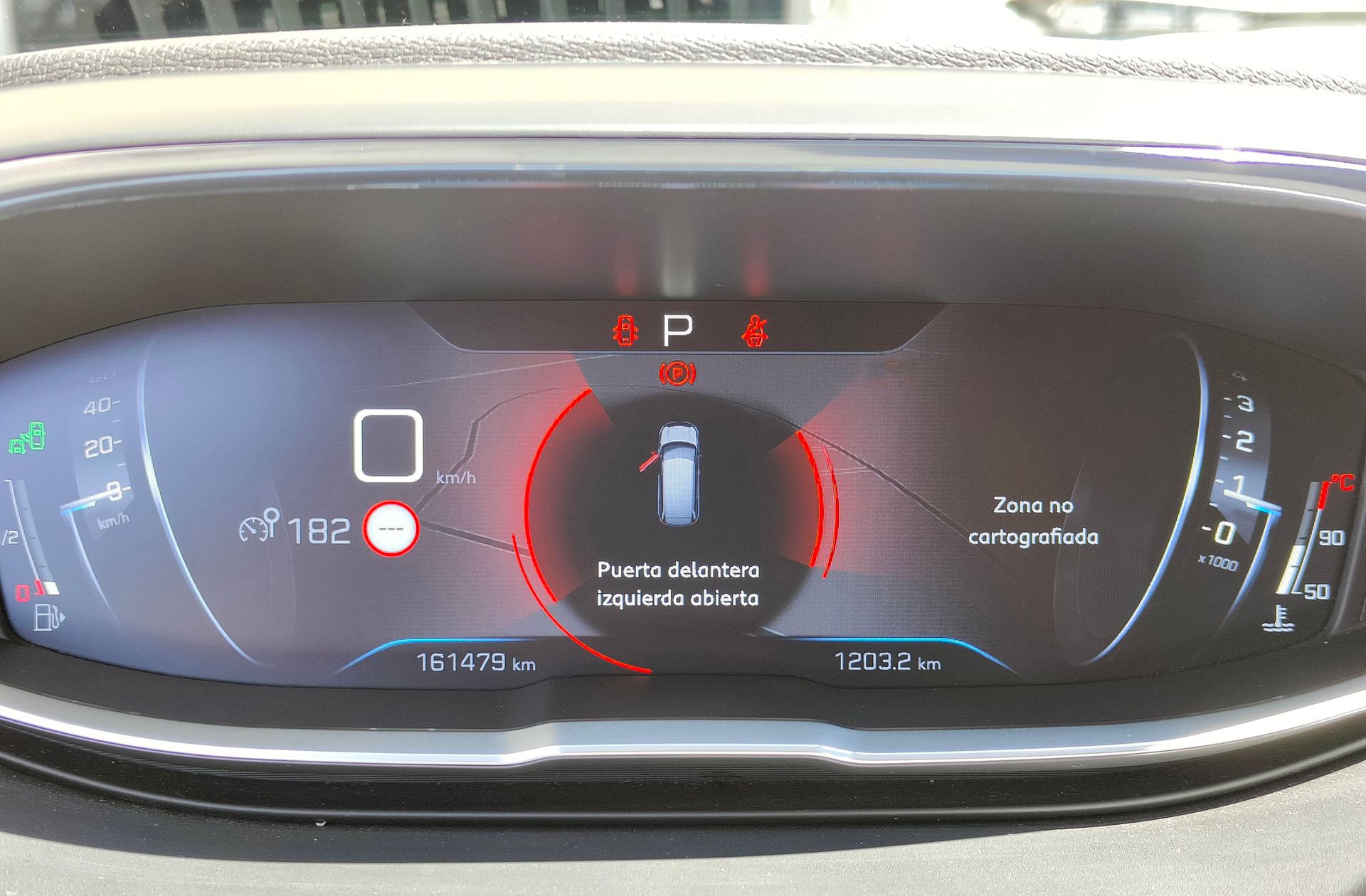 Peugeot 5008 BlueHDi 120 Allure EAT6 7 plazas - foto 24