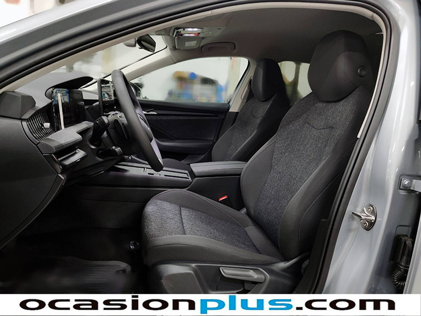 Foto Skoda Superb Skoda Superb 1.5 TSI m-HEV Essence DSG  (150 CV)