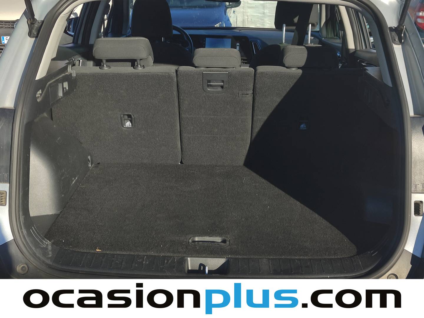 Foto KIA Sportage Kia Sportage 1.6 CRDi MHEV Business 4x2 (136 CV)