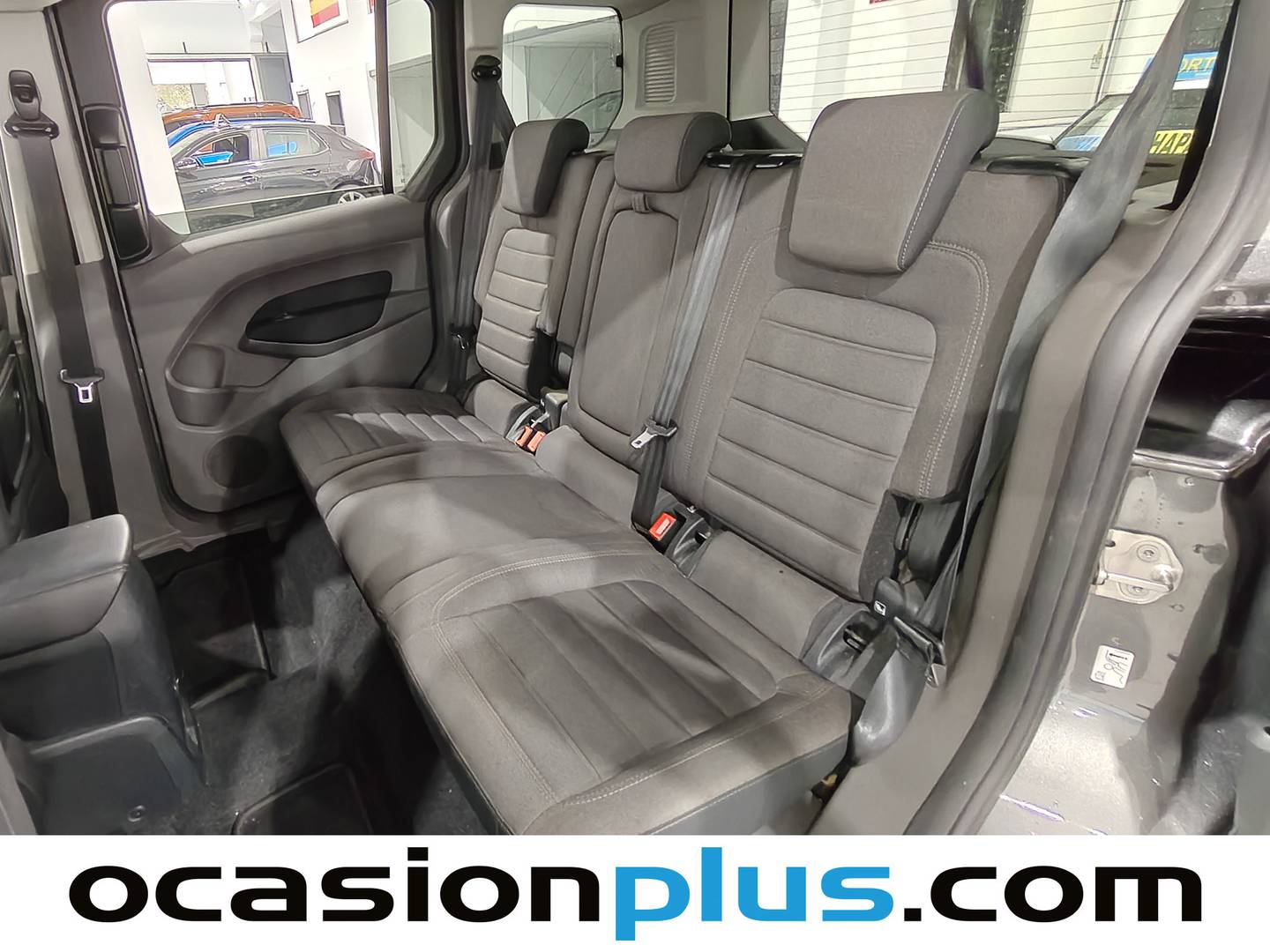 Foto Ford Tourneo Connect Ford Tourneo Connect 1.5 TDCI Titanium (120 CV)