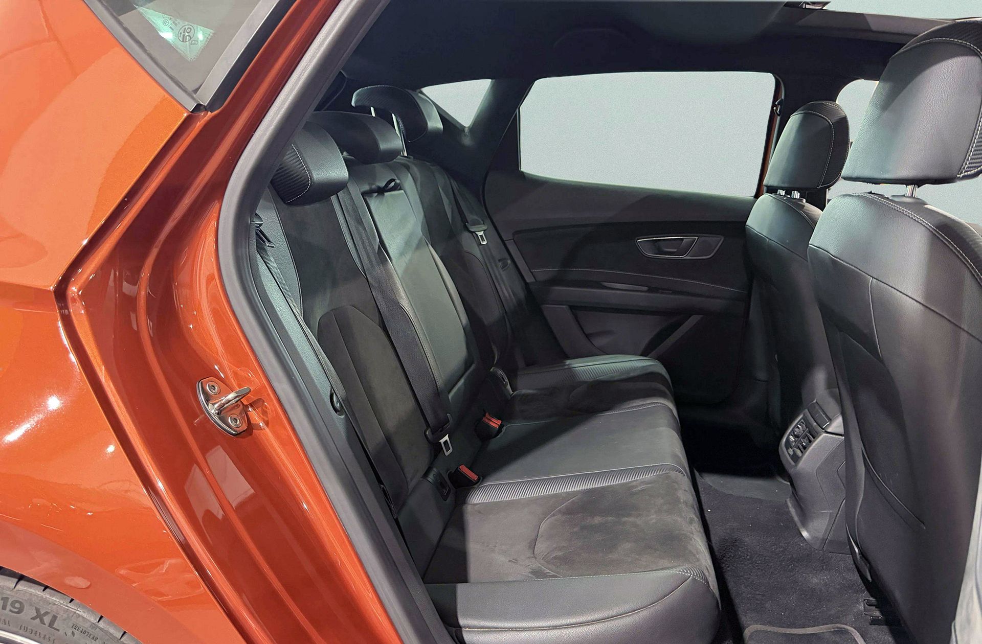 SEAT León 2.0 TSI Cupra DSG - foto 18