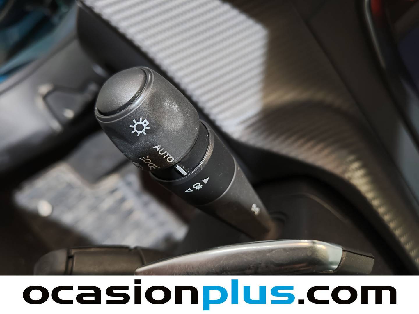 Peugeot 2008 Peugeot 2008 Allure Hybrid eDCS6 (145 CV) de segunda mano