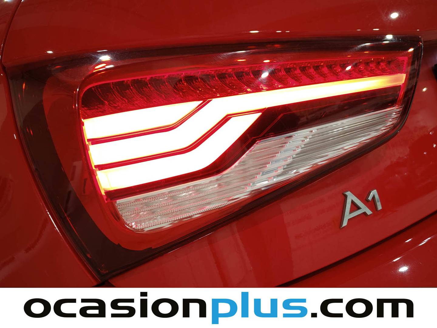 Equipamiento del Audi A1 Audi A1 Sportback Attraction 1.6 TDI (116 CV)