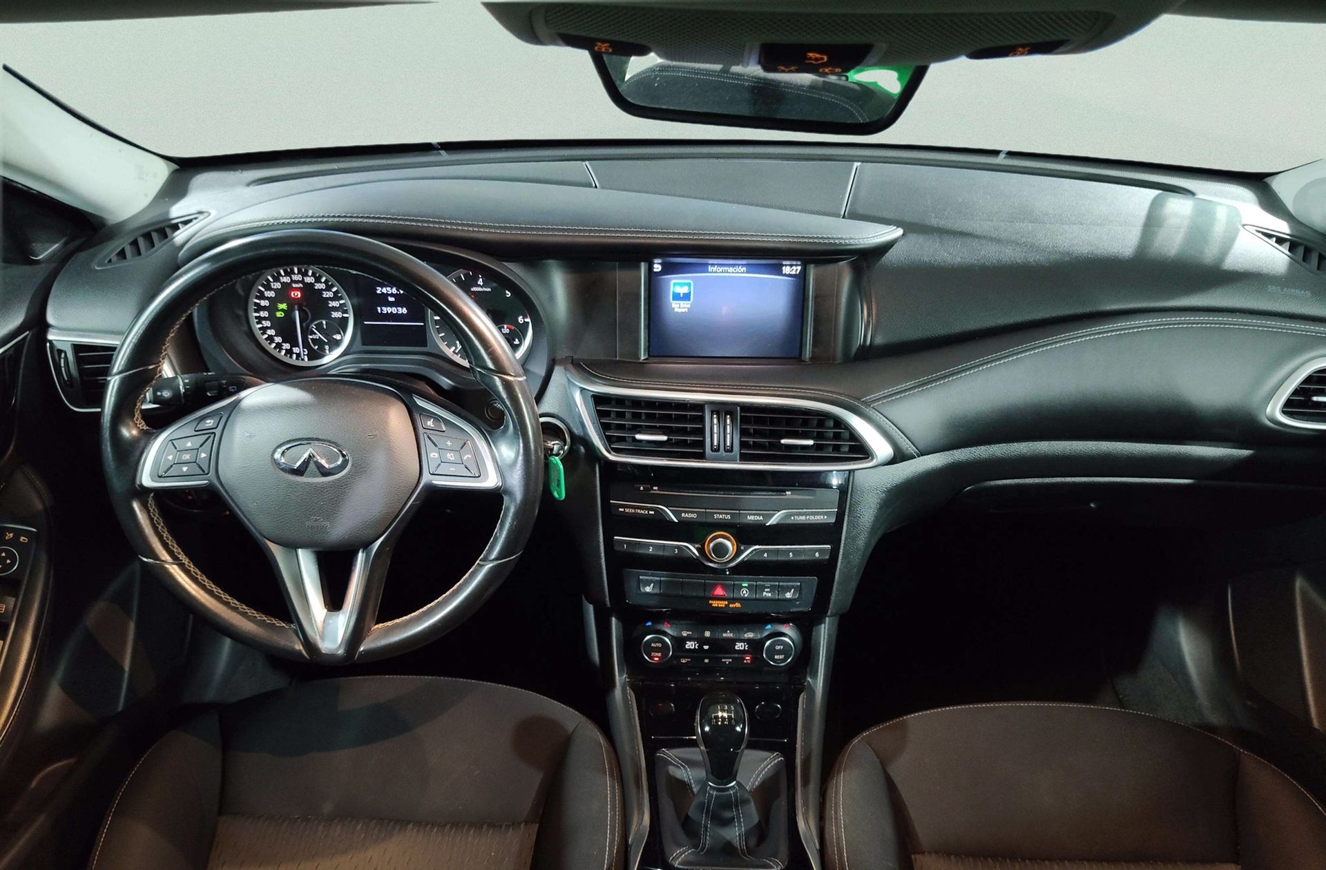 Infiniti Q30 1.5 D Premium - foto 6