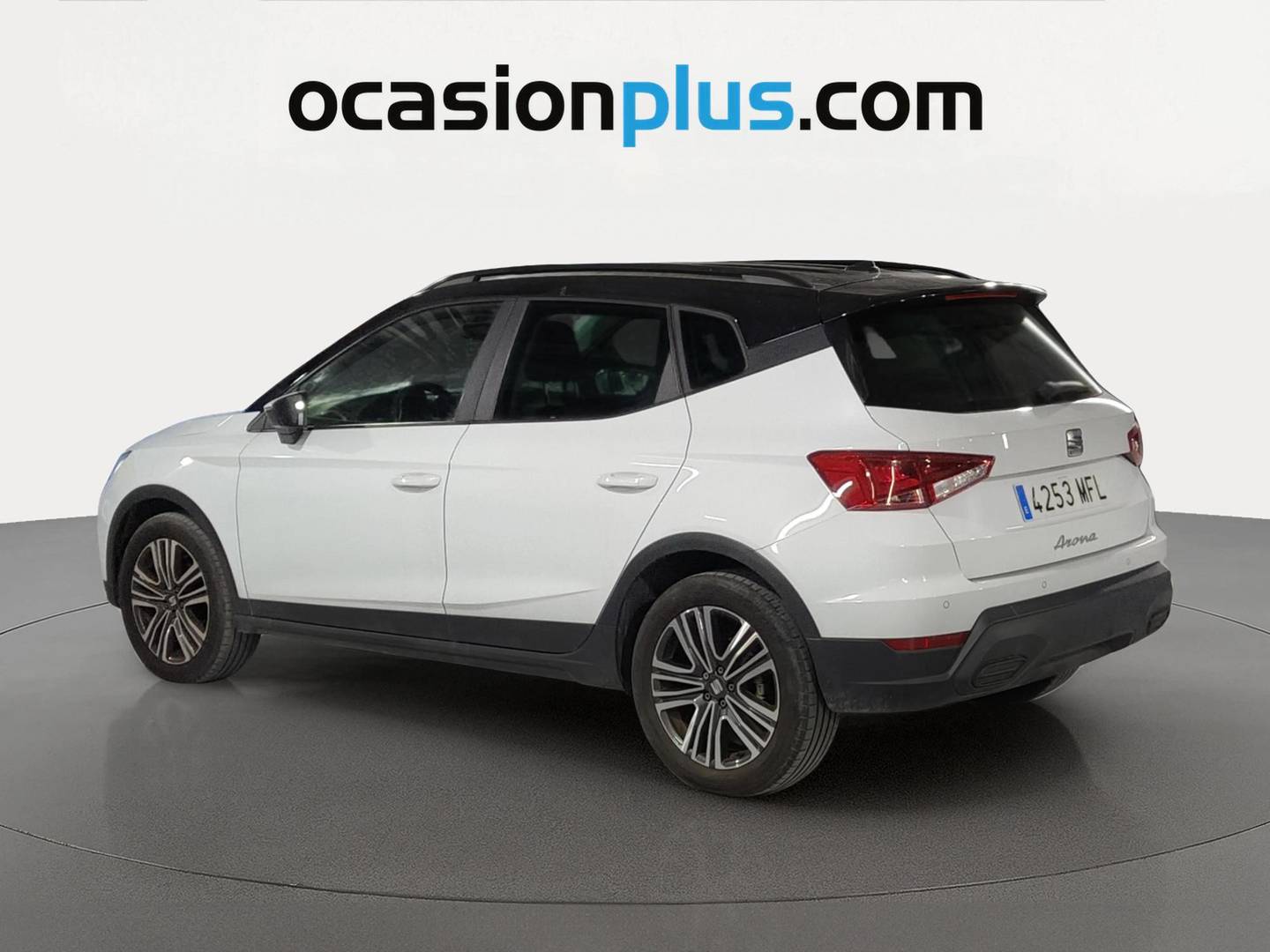Foto trasera Seat Arona Seat Arona 1.0 TSI Style XL Edition (110 CV) izquierda