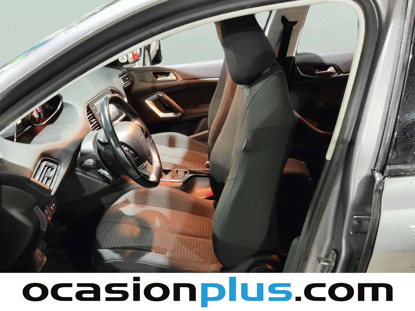 Foto Peugeot 308 Peugeot 308 BlueHDi 120 Style EAT6 (120 CV)