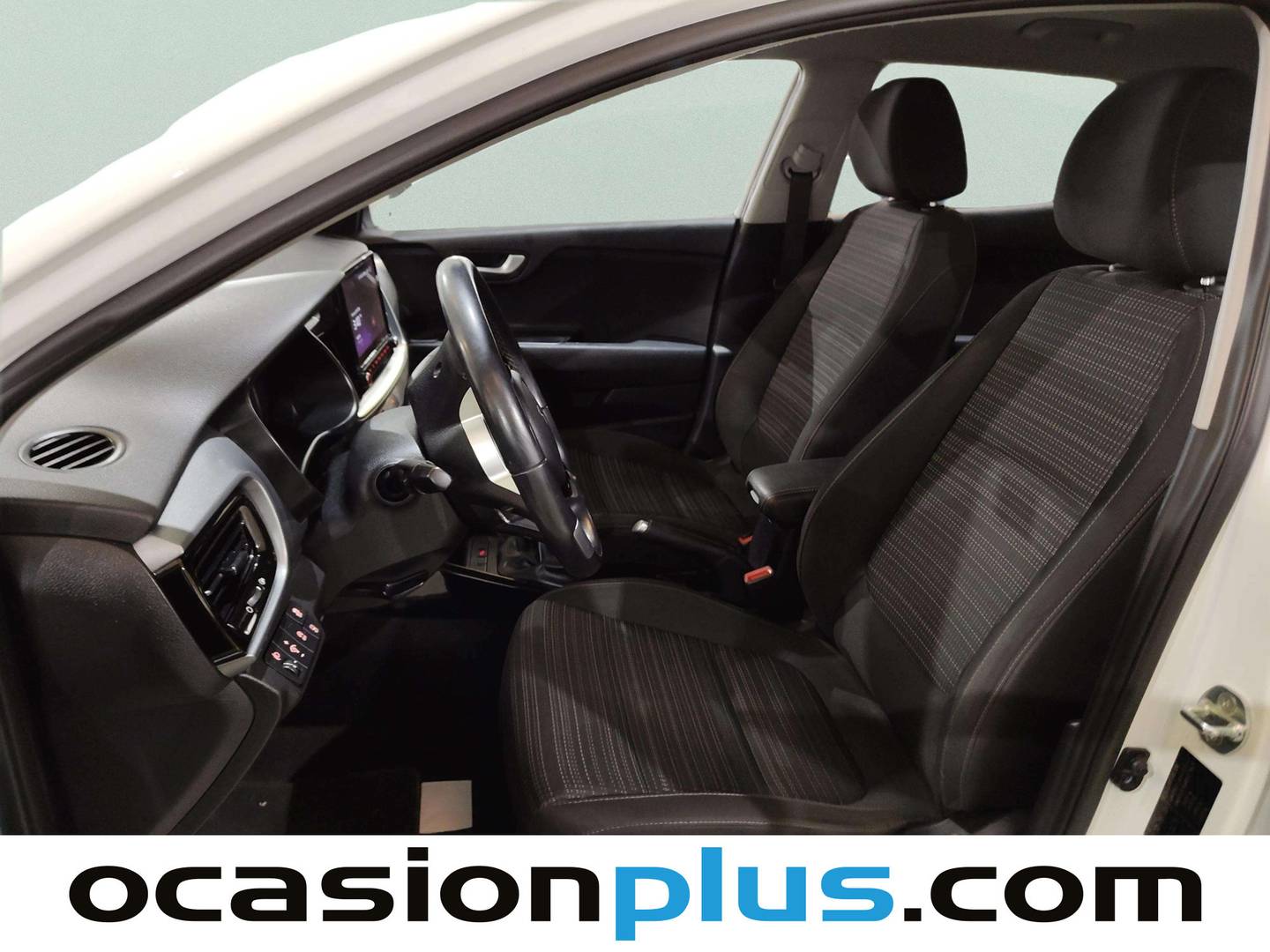 Foto asientos traseros KIA Stonic KIA Stonic 1.2 DPi Drive (84 CV)