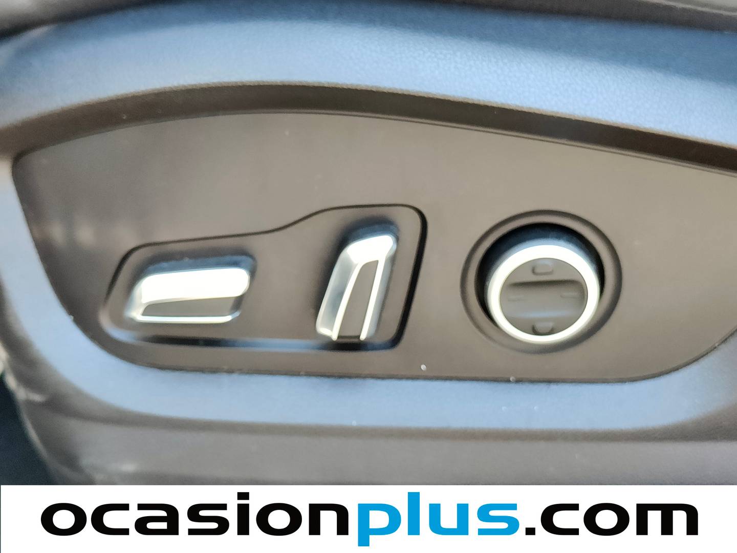 Paquetes del EBRO S800 EBRO S800 1.6 TGDI Premium DCT (147 CV) 7 plazas