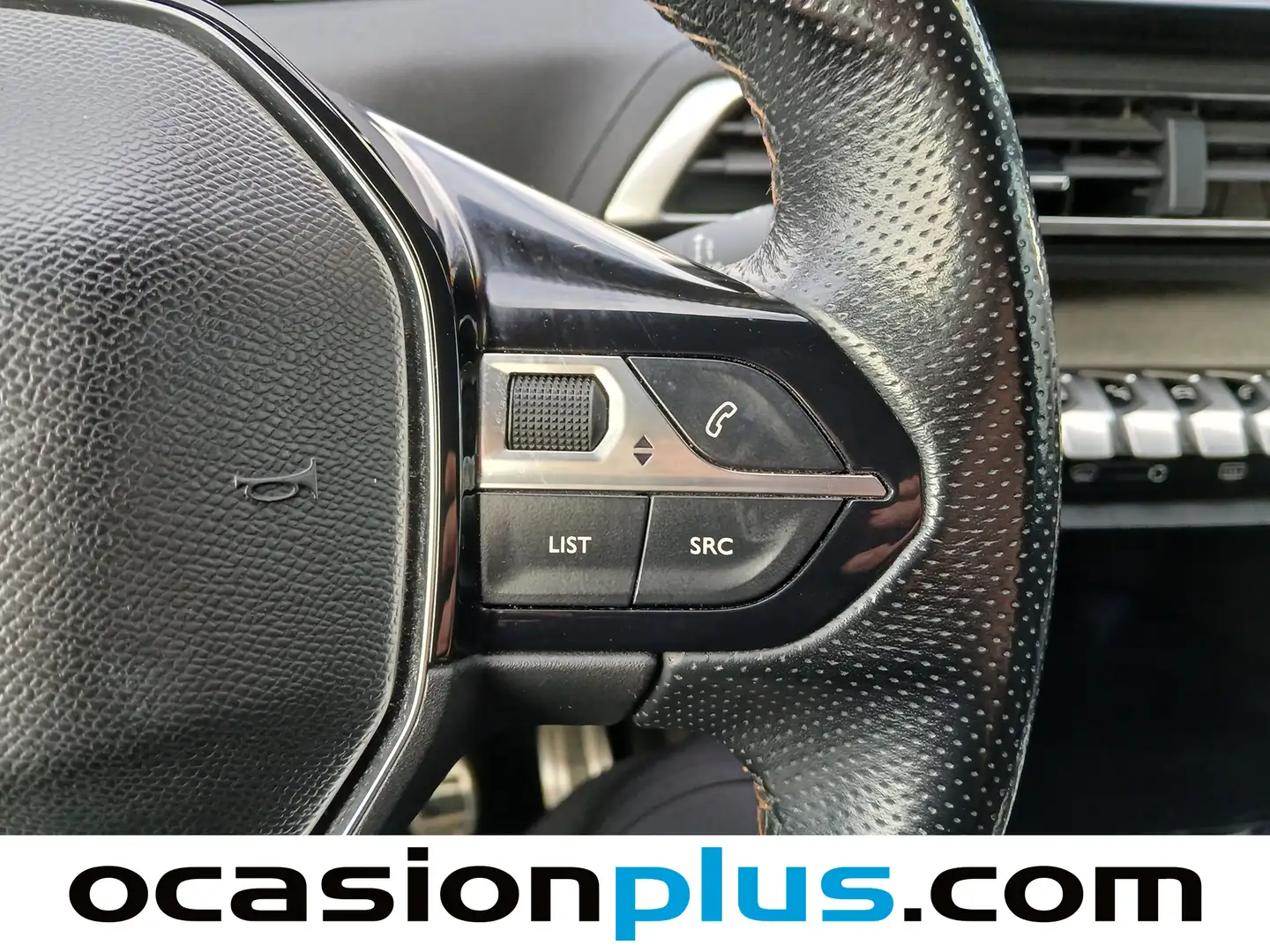 Foto Peugeot 3008 Peugeot 3008 PureTech 130 S&S GT (130 CV)