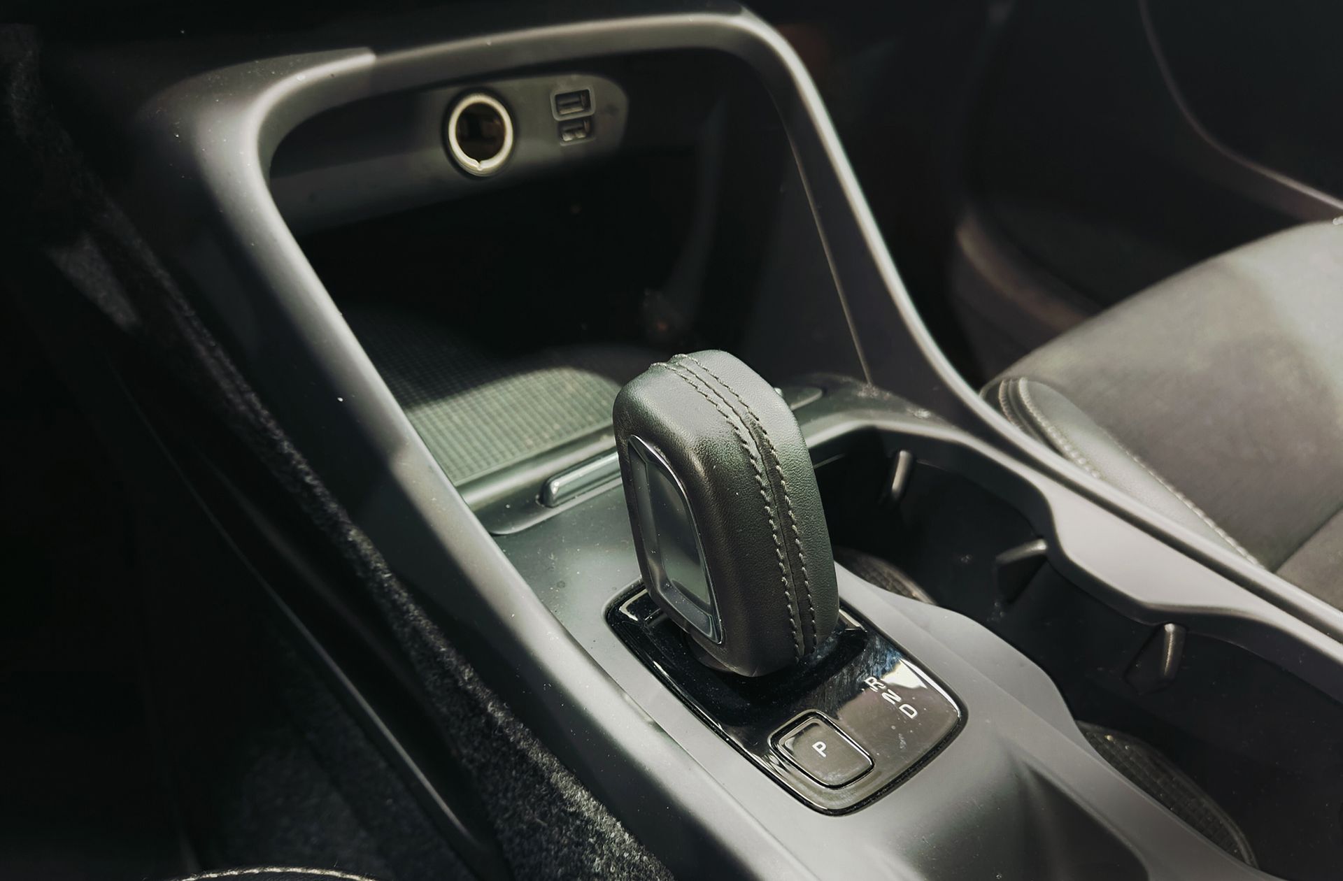 Volvo XC40 T4 Business Plus - foto 5