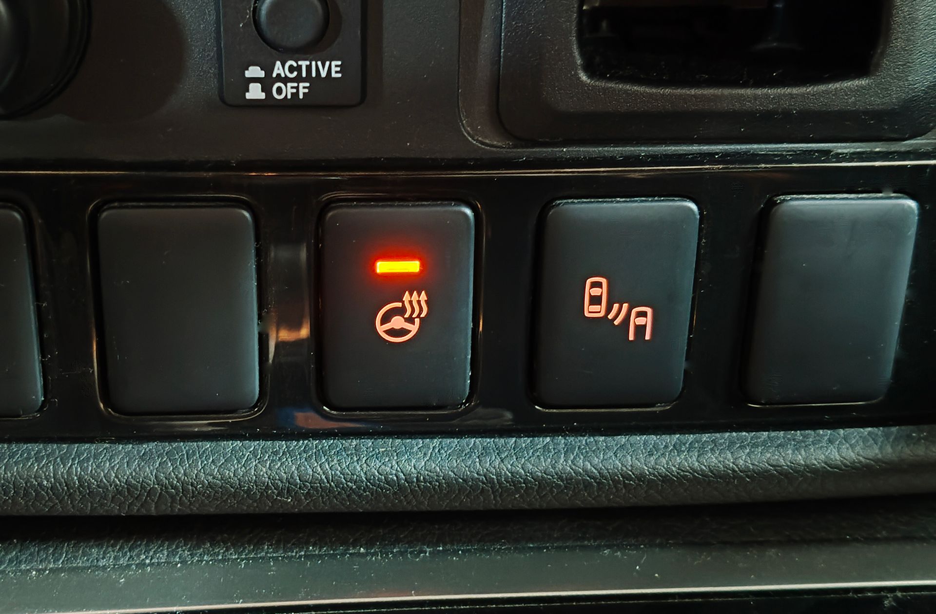 Mitsubishi Outlander 2.0 PHEV Kaiteki 4WD - foto 8