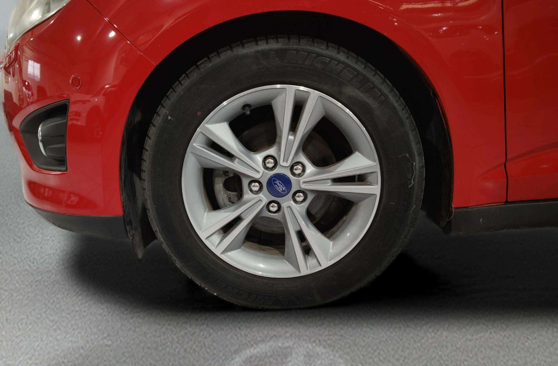 Ford C-Max 1.0 EcoBoost Trend - foto 32