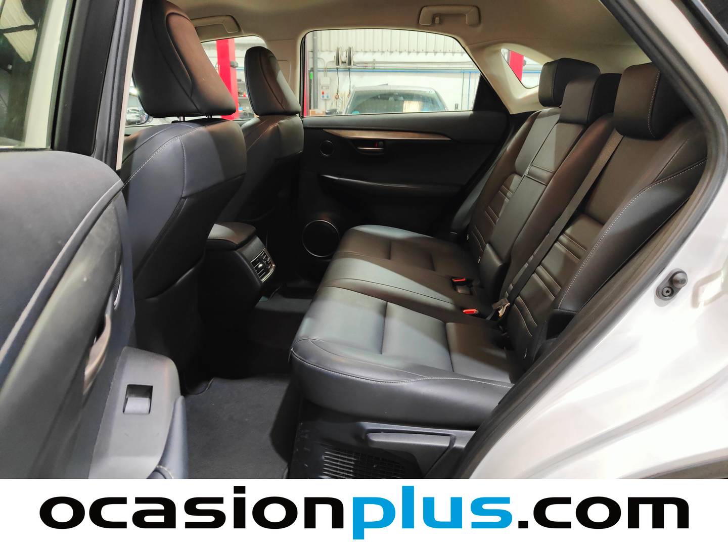 Lexus NX Lexus NX 300h Executive Tecno 4WD (197 CV) GLP de segunda mano