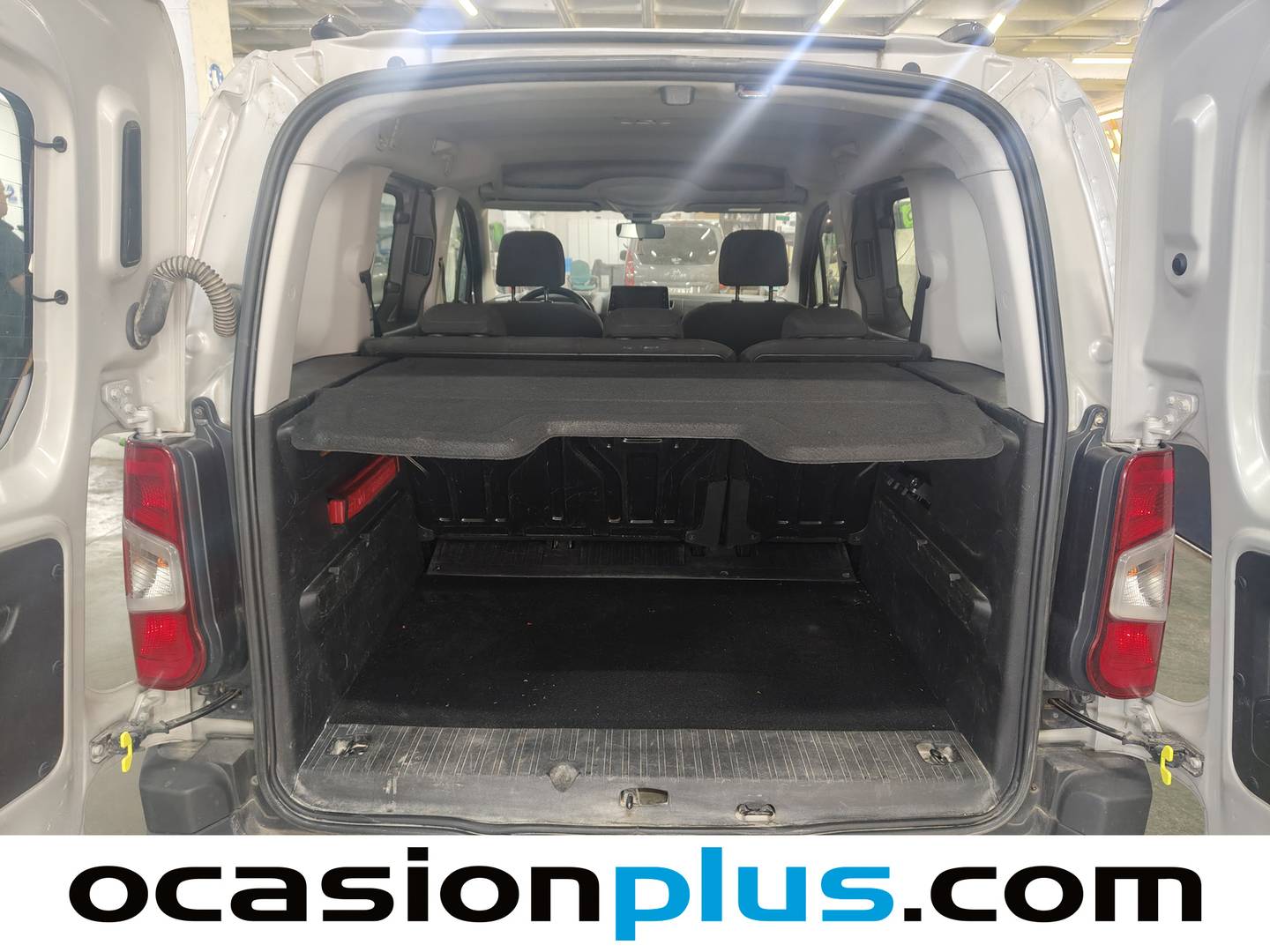 Foto asientos delanteros Citroën Berlingo Citroën Berlingo BlueHDi 100 Talla M Feel (100 CV)