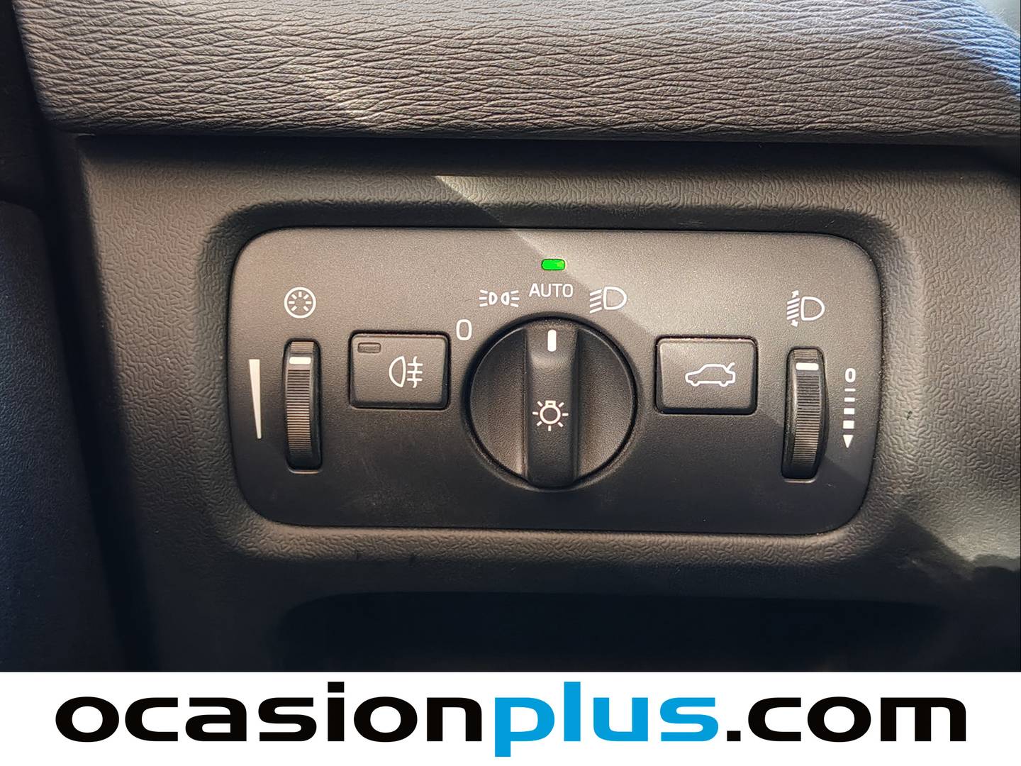 Foto Volvo V40 Volvo V40 D2 Kinetic (120 CV)