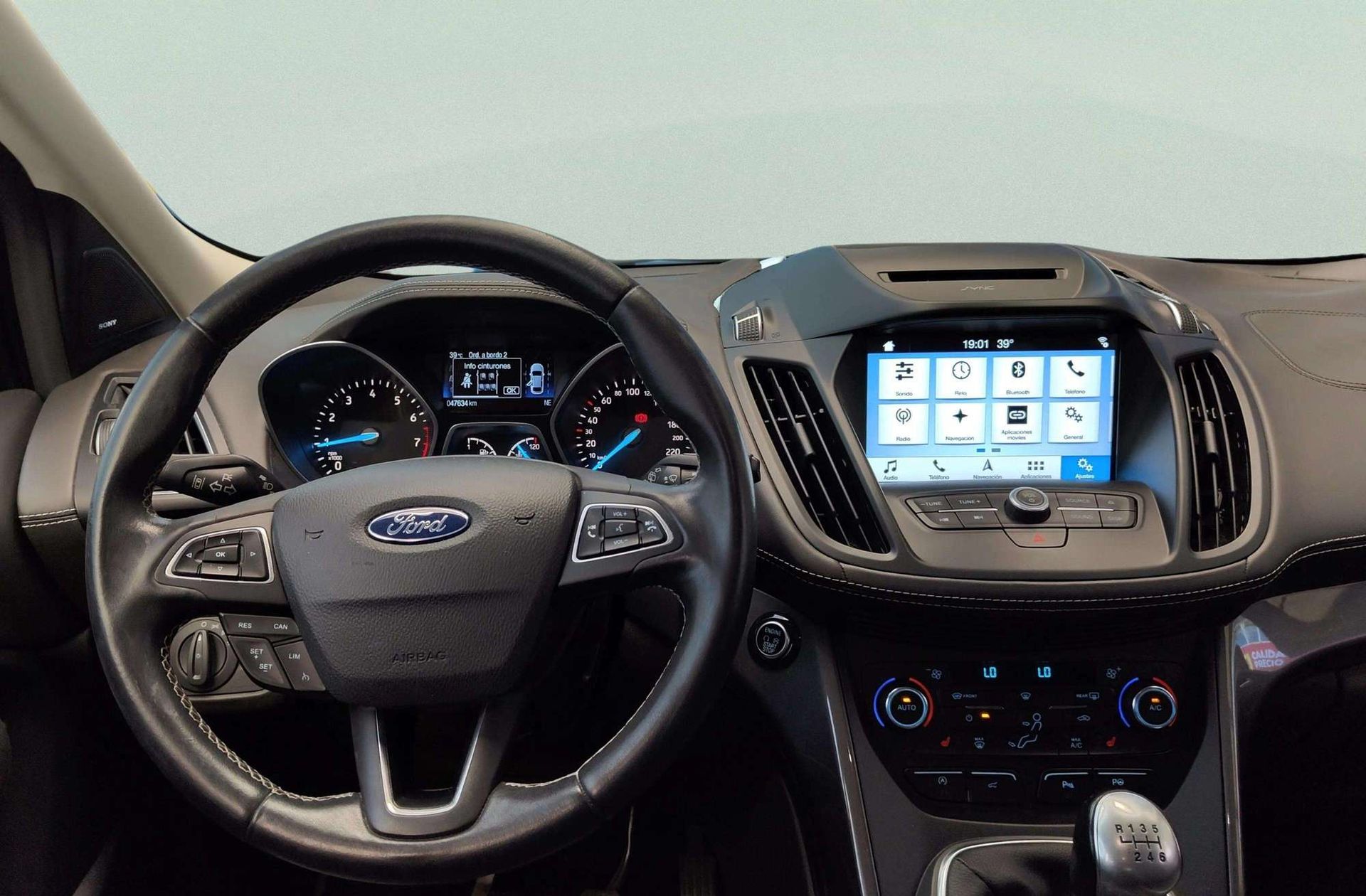 Ford Kuga 1.5 EcoBoost Vignale 4x2 - foto 26