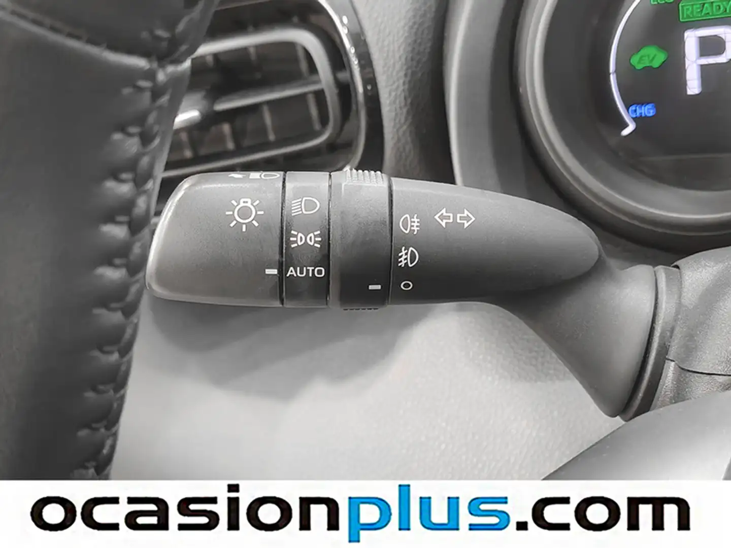 Foto Toyota Yaris Toyota Yaris 1.5 120H Business Plus (116 CV)