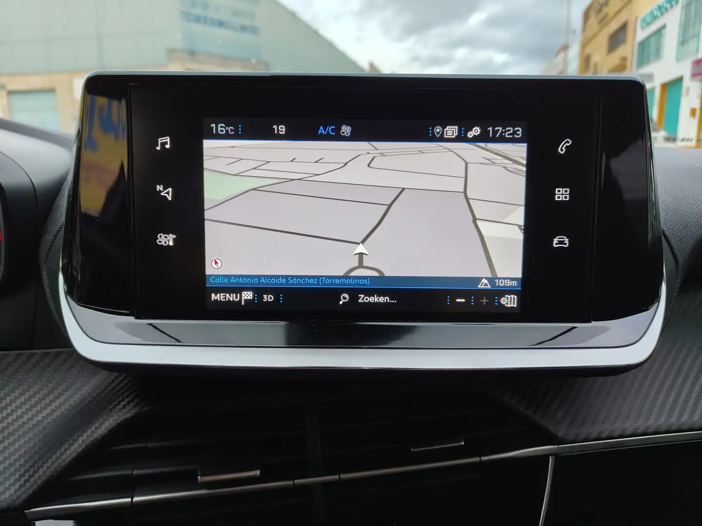 Foto Peugeot 2008 Peugeot 2008 PureTech 100 S&S Allure (100 CV)