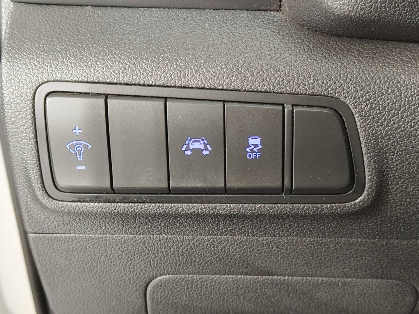 Foto Hyundai Tucson Hyundai Tucson 1.7 CRDI BlueDrive Kosmo 4x2 DCT (141 CV)