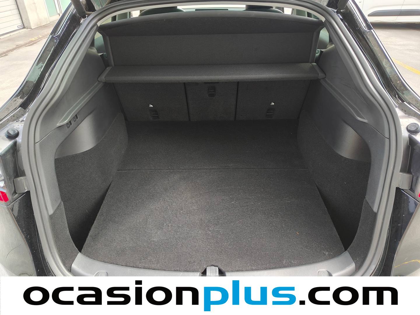 Fotos maletero Tesla Model Y Tesla Model Y Tracción Trasera RWD (256 CV)