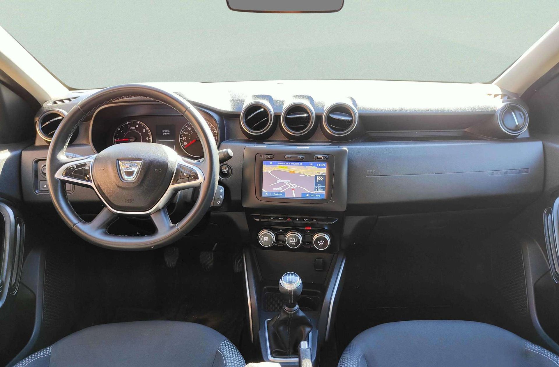 Dacia Duster 1.6 GLP Prestige 4x2 - foto 6