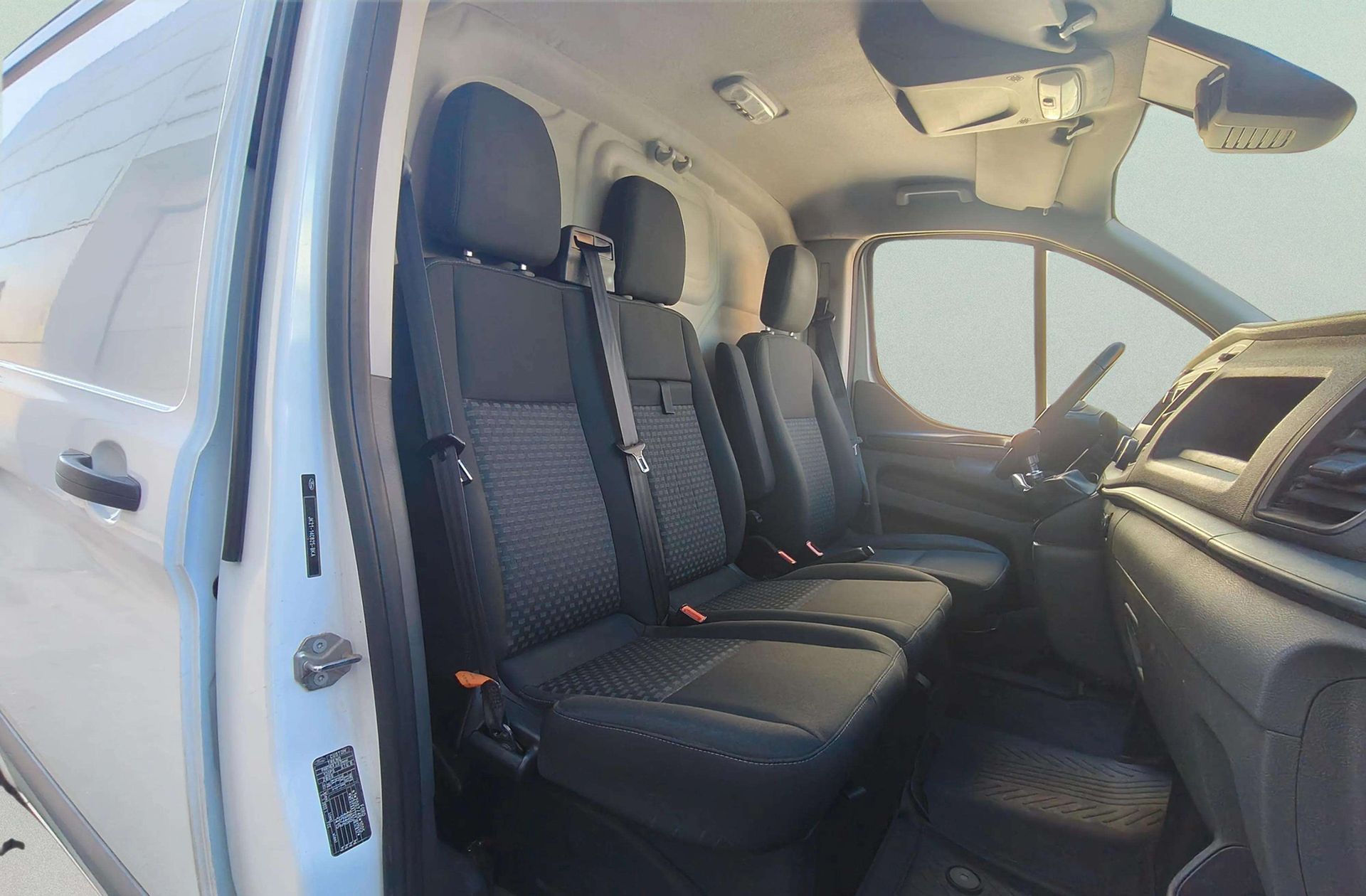 Ford Transit Custom Furgon 2.0 TDCi 280 L1 Trend - foto 13