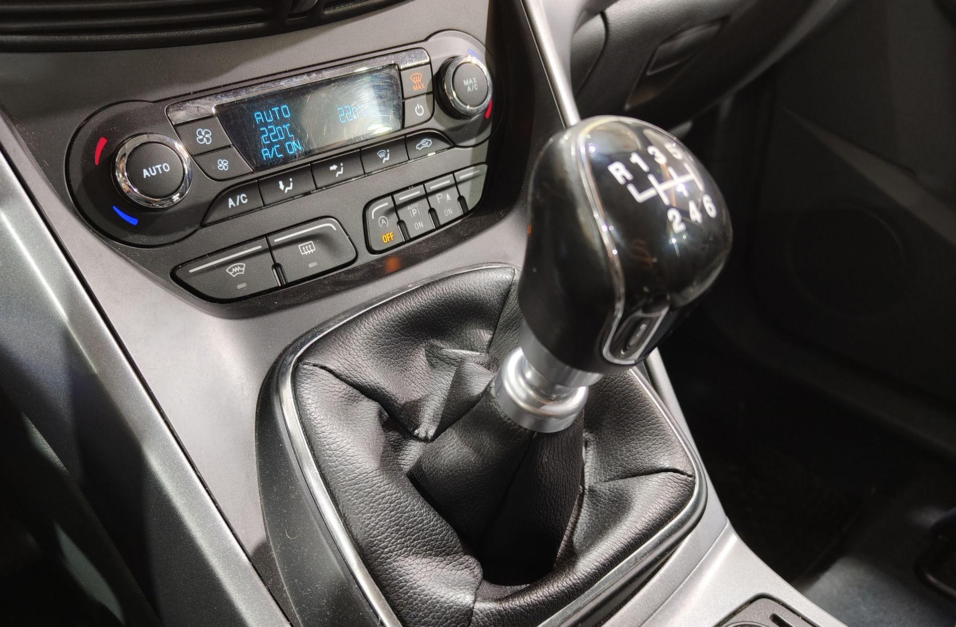 Ford C-Max 1.0 EcoBoost Trend - foto 5