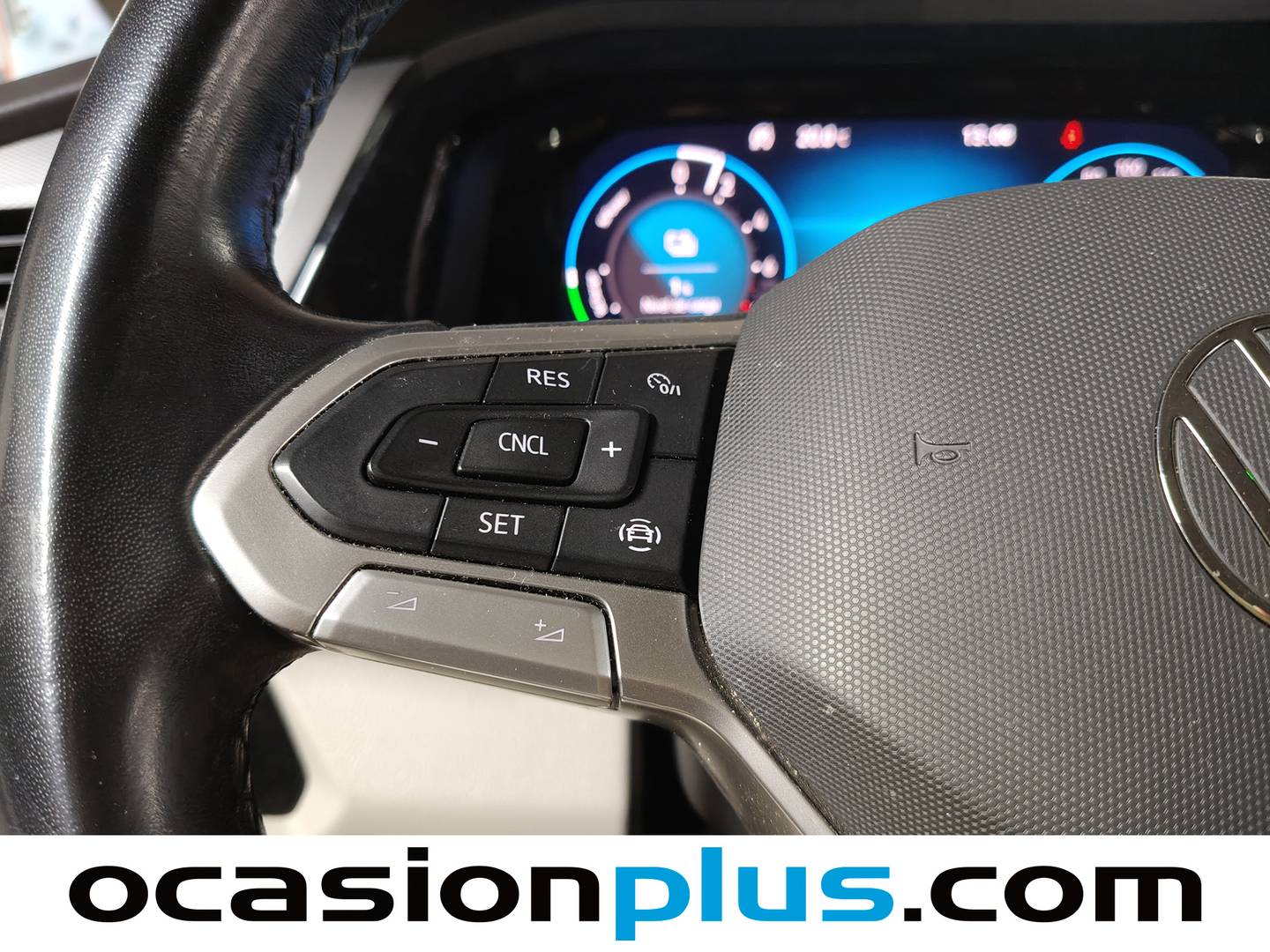 Volkswagen Multivan Volkswagen Multivan 1.4 TSI PHEV Batalla Corta (218 CV) DSG 7 Plazas seminuevo