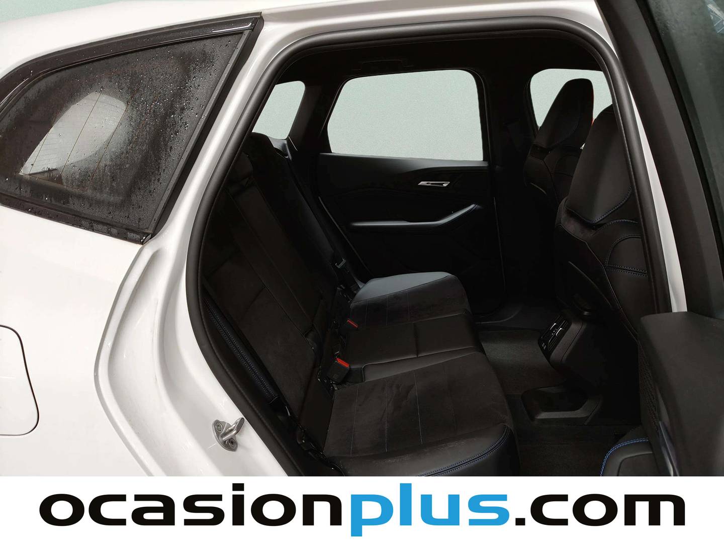 Foto BMW Serie 2 Active Tourer BMW Serie 2 225e xDrive Active Tourer (245 CV)  Pack M