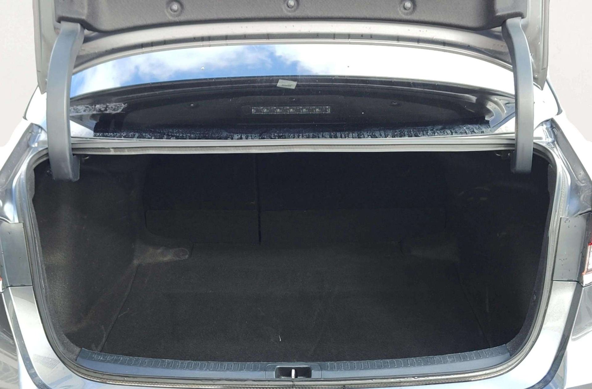Toyota Corolla 140H Style - foto 21