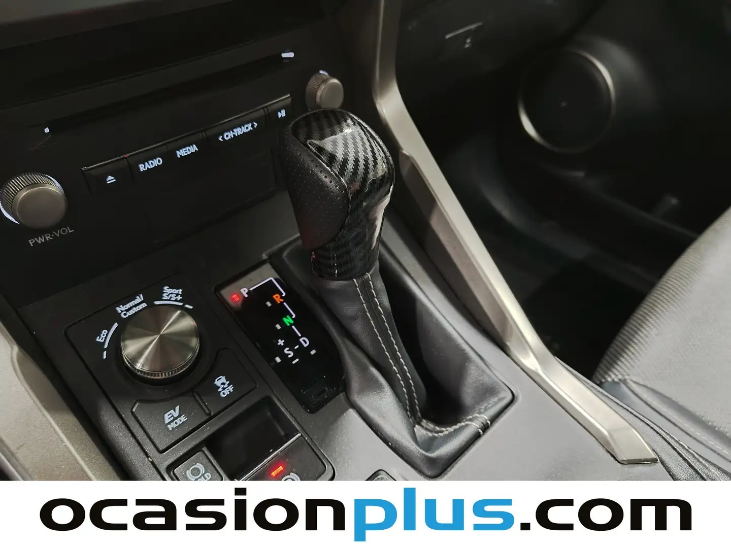 Foto Lexus NX Lexus NX F Sport Panorámico 4WD  (197 CV)