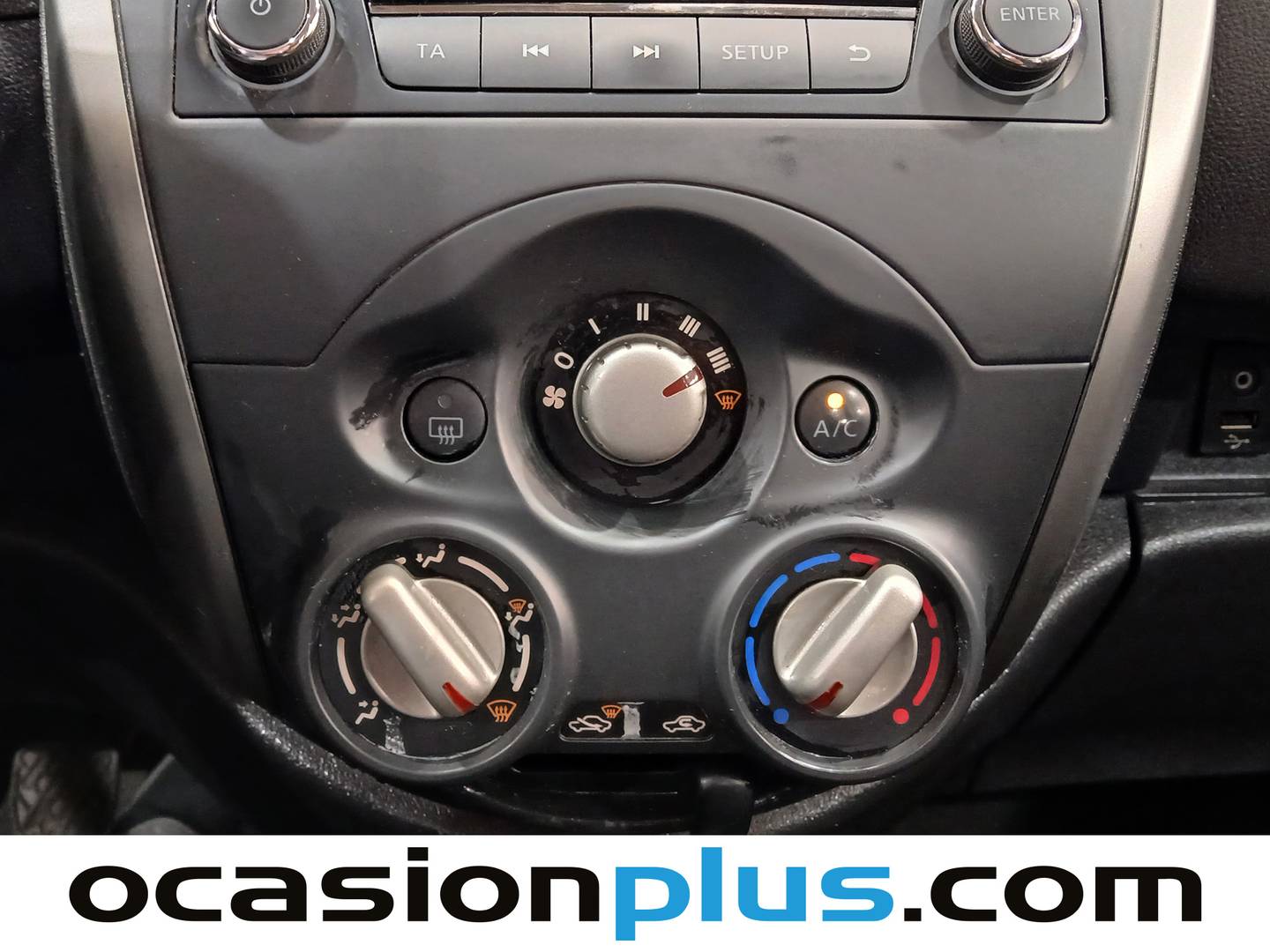 Extras y acabados del Nissan Micra Nissan Micra 1.2 Visia (80 CV)