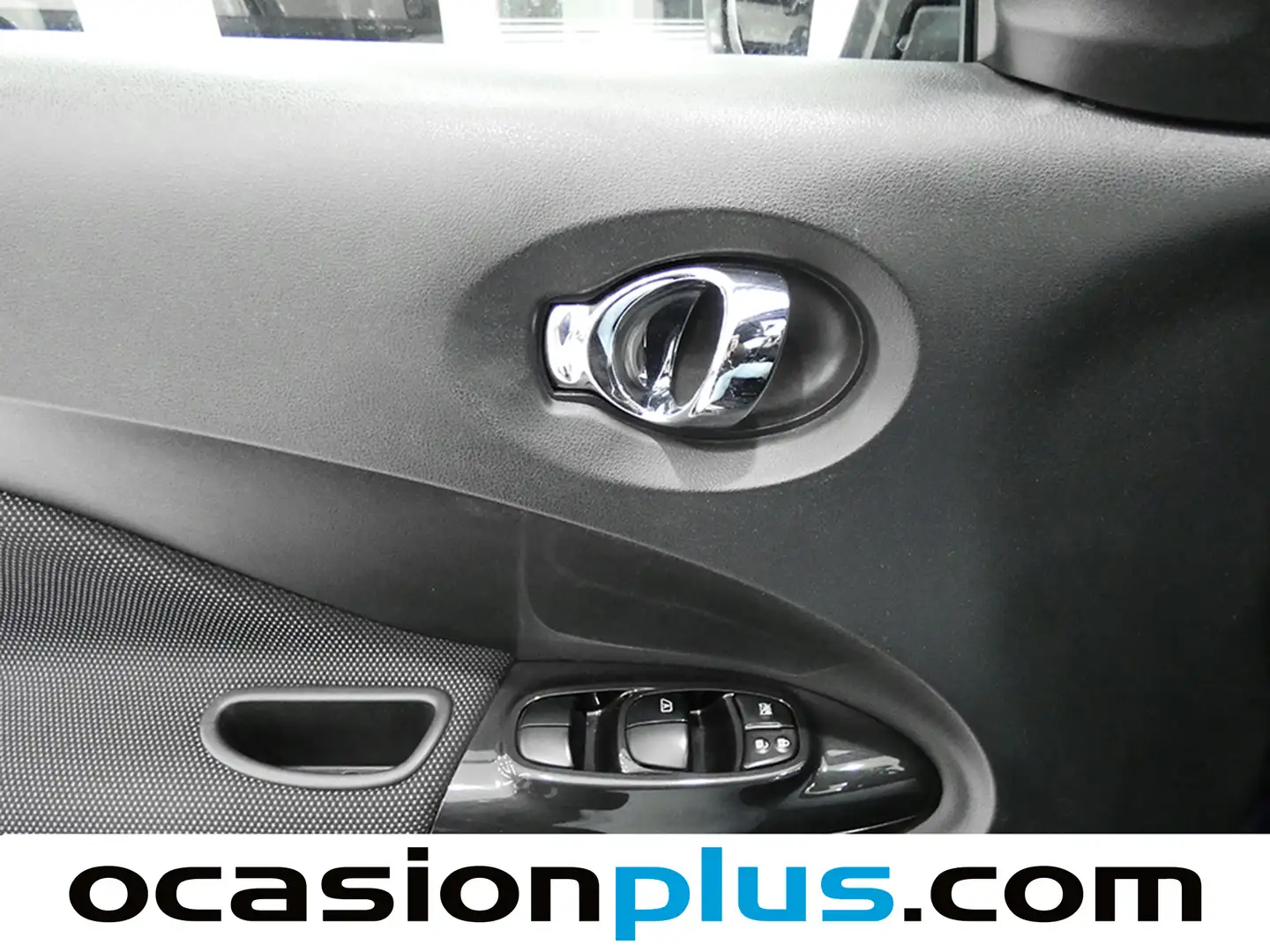 Foto Nissan JUKE Nissan Juke DIG-T N-Connecta 4x2 (115 CV)