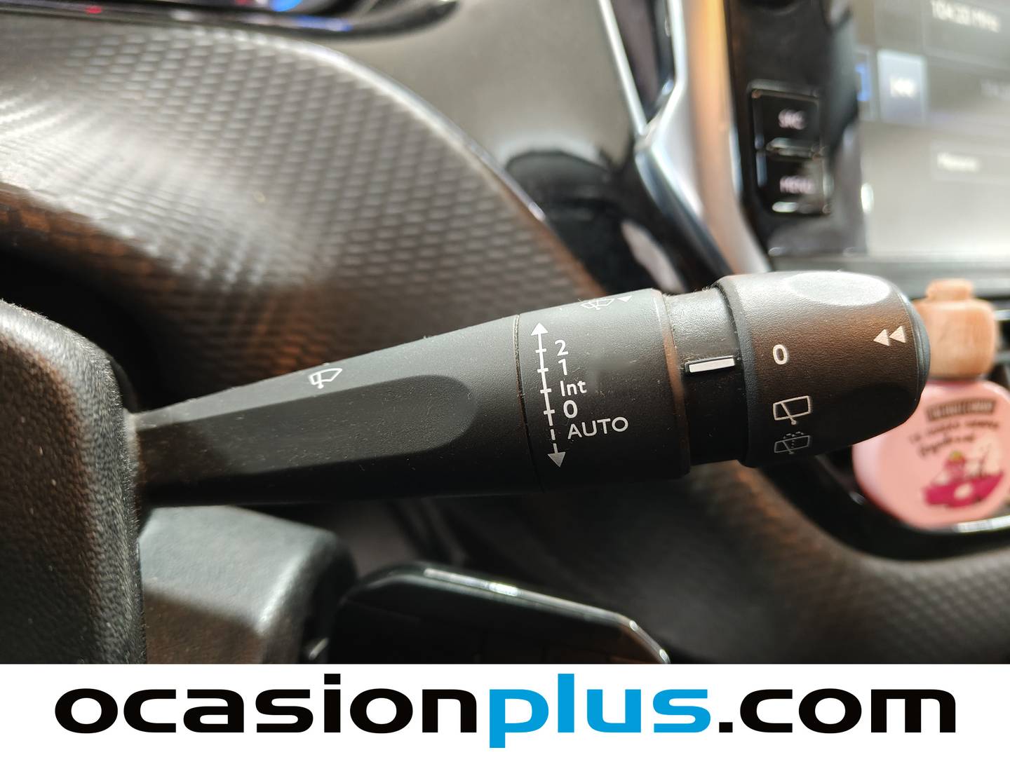 Foto Peugeot 2008 Peugeot 2008 BlueHDi 100 Allure (100 CV)