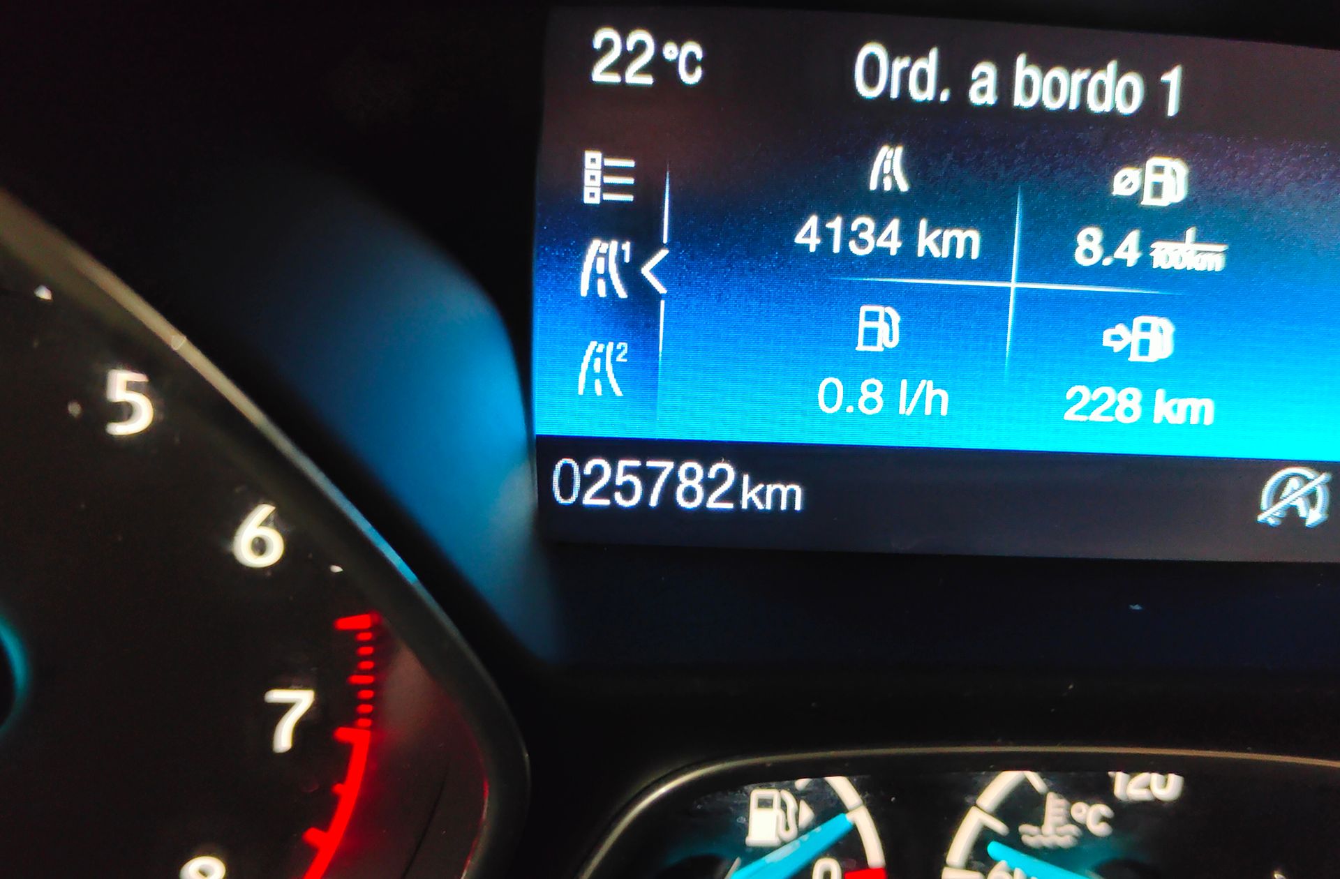Ford C-Max 1.0 EcoBoost Trend+ - foto 9