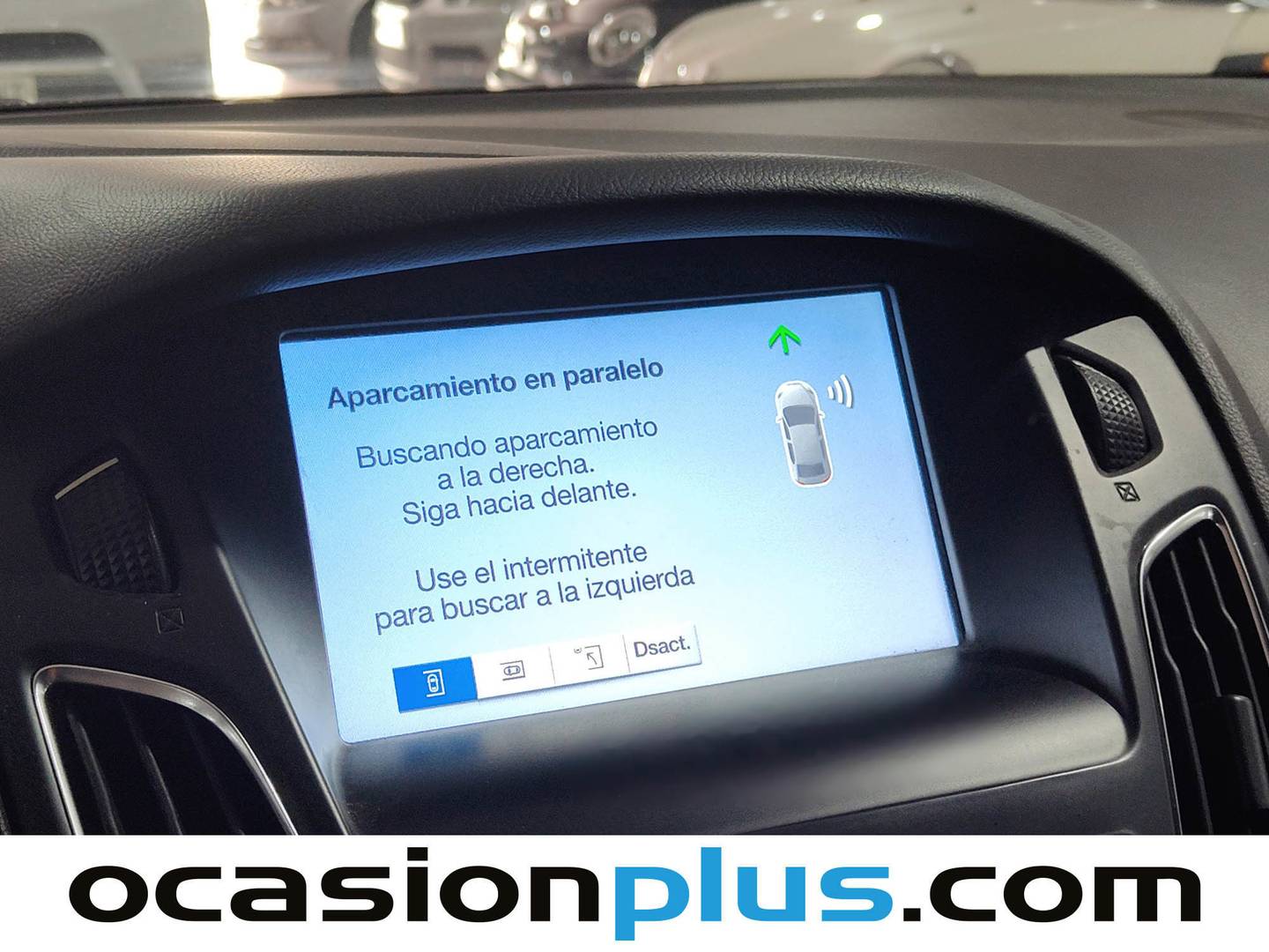 Extras y acabados del Ford Focus Ford Focus 1.0 Ecoboost Business (125 CV)