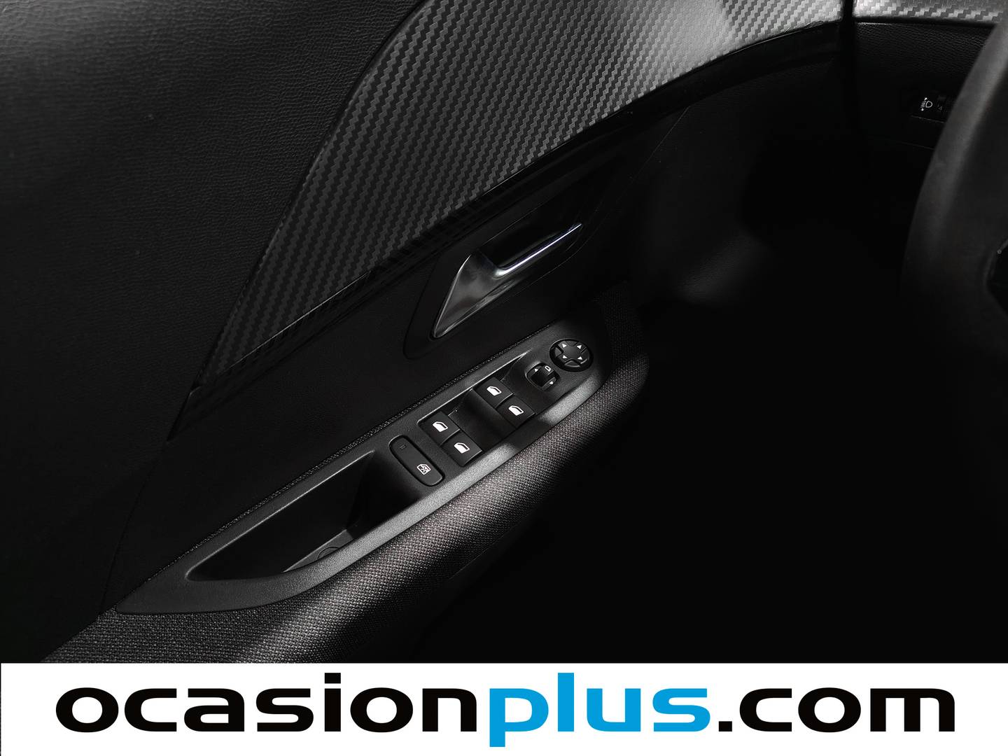 Peugeot 208 Peugeot 208 Style Hybrid 110 eDCS6 (110 CV) automático