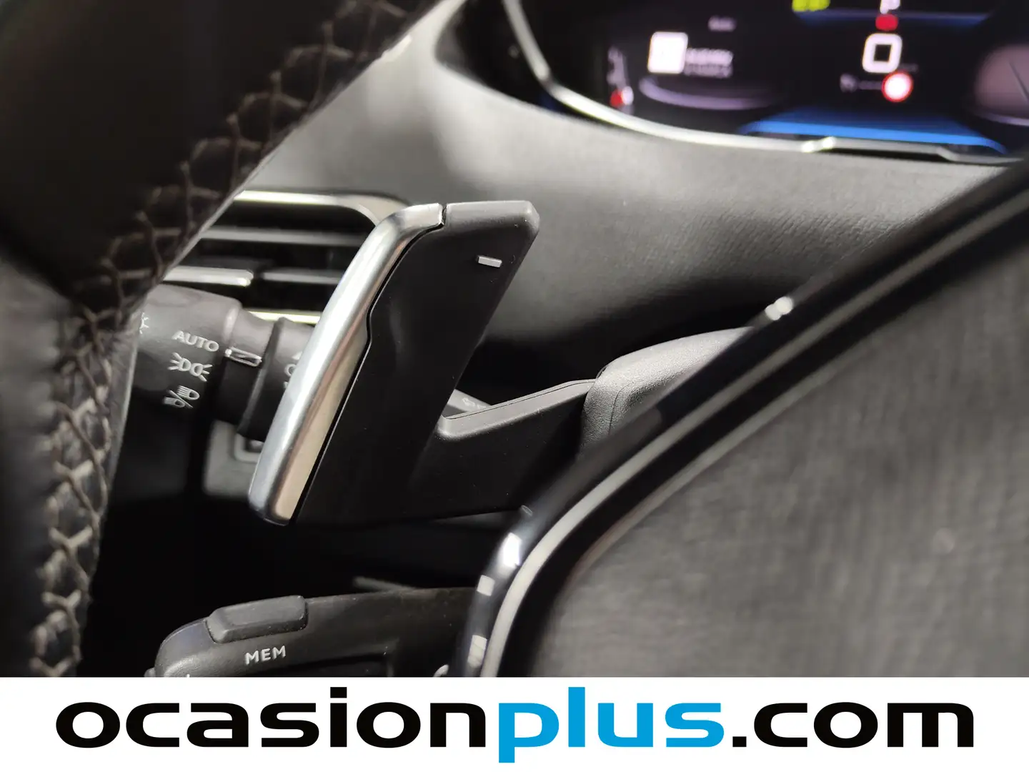 Foto Peugeot 5008 Peugeot 5008 PureTech 130 S&S Allure Pack EAT8 (130 CV)