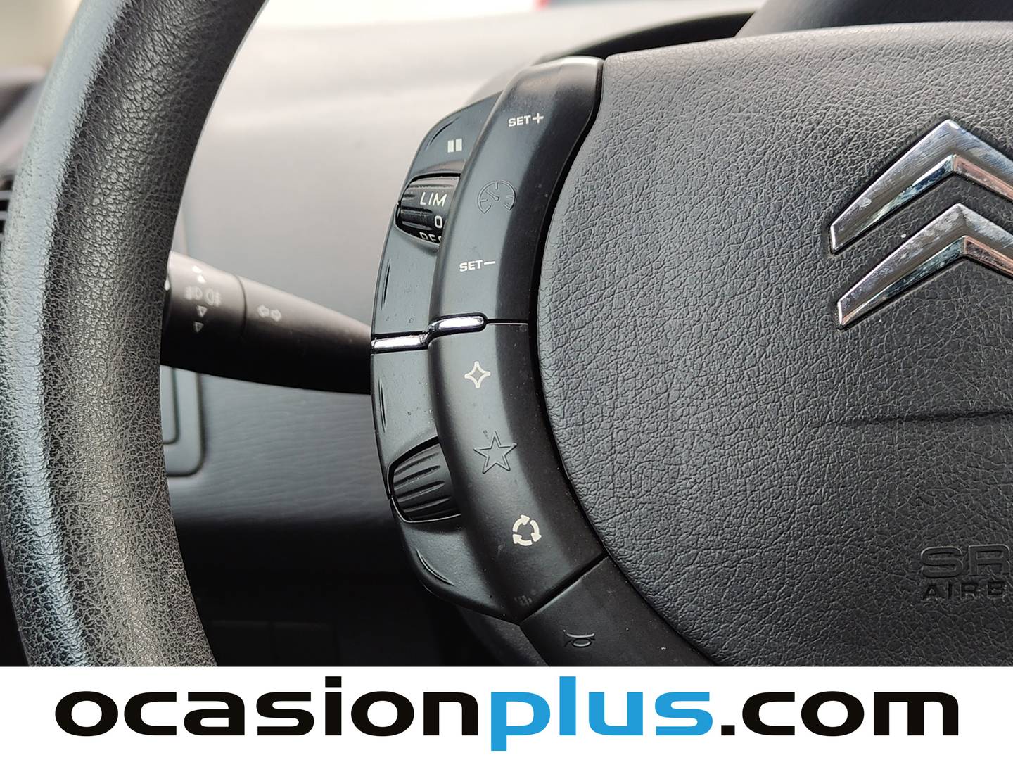 Equipamiento del Citroën C4 Citroën C4 1.6 16v Collection  (110 CV)