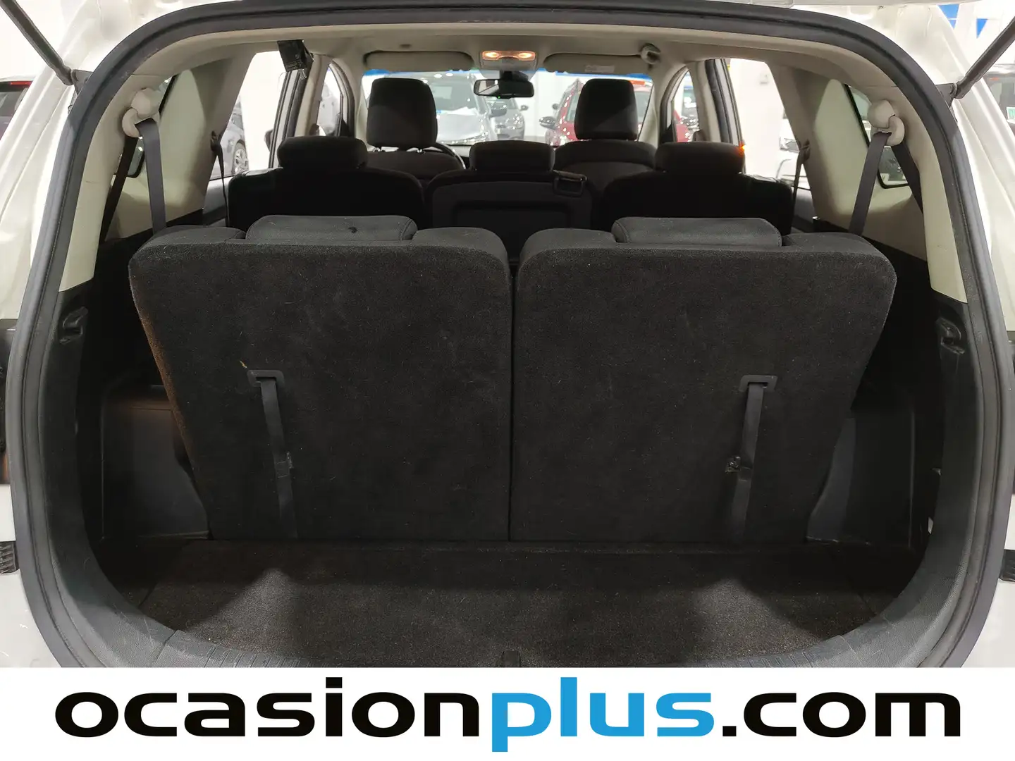 Foto KIA Carens Kia Carens 1.7 CRDi VGT UEFA Euro2016 Eco-Dynamic (115 CV) 7 Plazas