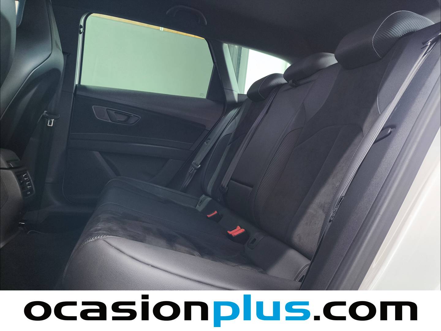 Foto asientos traseros Seat León Seat León ST 2.0 TSI S&S Cupra 4Drive DSG (300 CV)