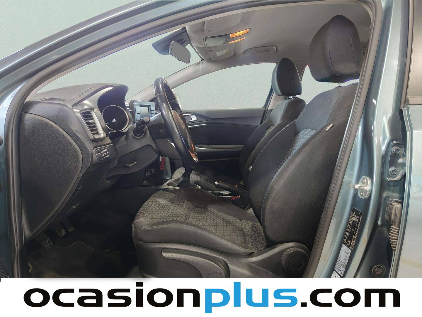 Foto asientos delanteros KIA Ceed KIA Ceed 1.0 T-GDi Concept (100 CV)