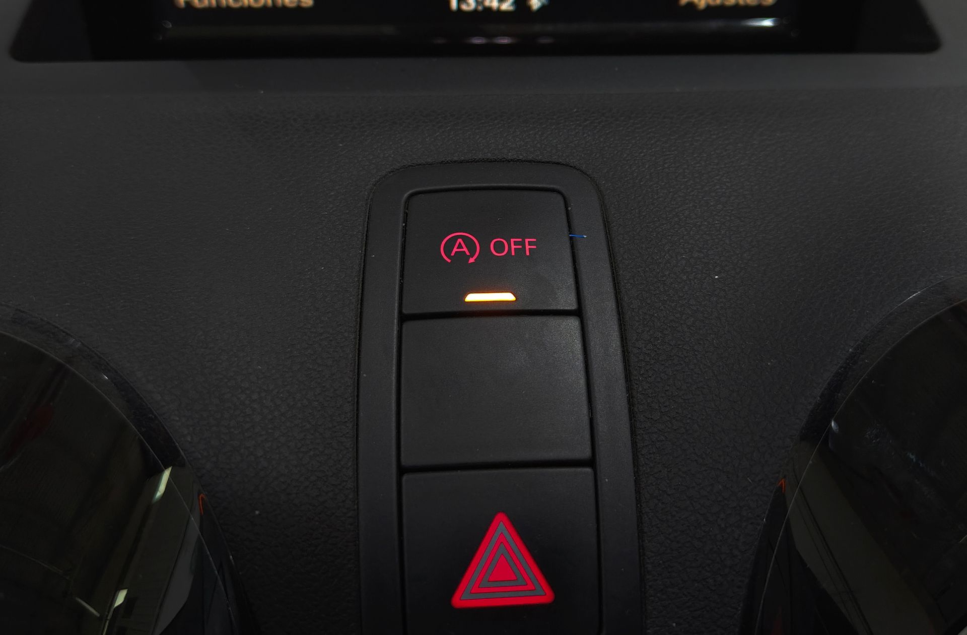 Audi A1 Sportback Adrenalin 1.6 TDI S-Line - foto 32