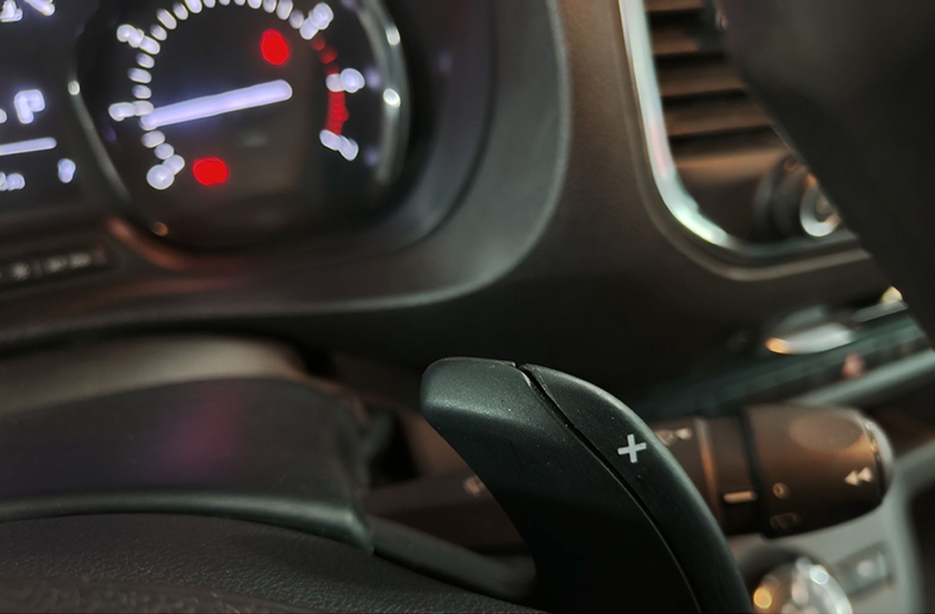 Citroën SpaceTourer BlueHDi 180 Feel Talla M EAT6 8 plazas - foto 22
